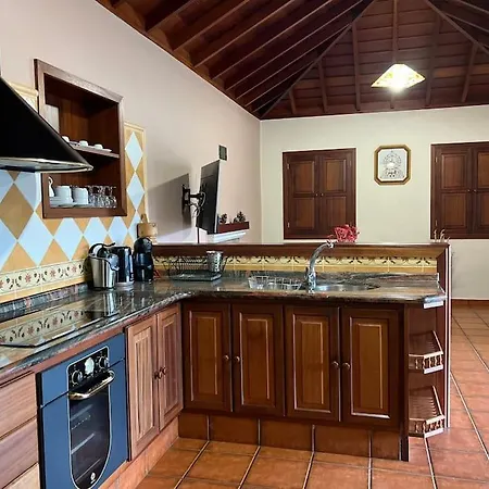 Rustic House La Montana * Breña Baja