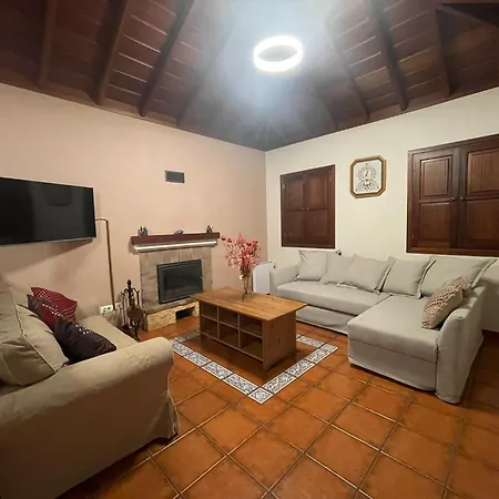 Villa Rustic House La Montana Brena Baja